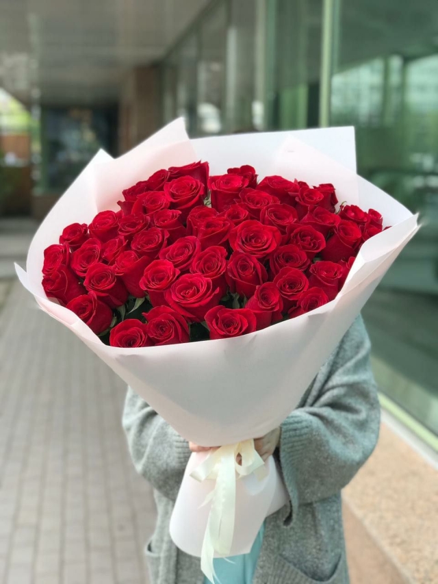 Ramo XL de 60 rosas