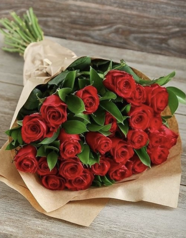 ramo de 17 rosas rojas