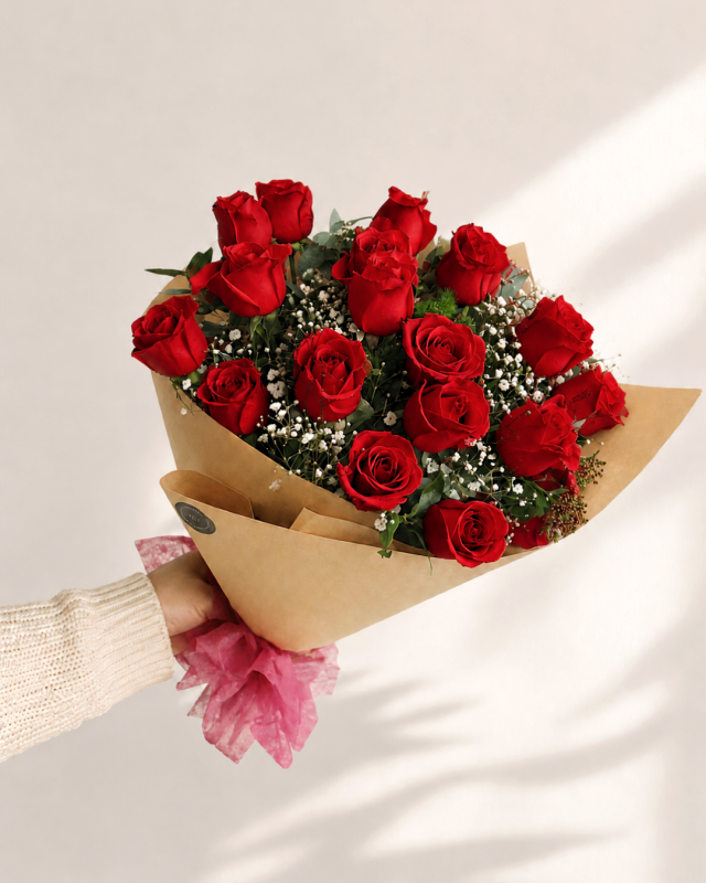 Ramo de 15 rosas rojas