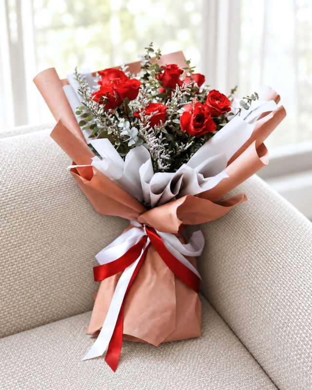 Ramo abierto con 20 rosas rojas