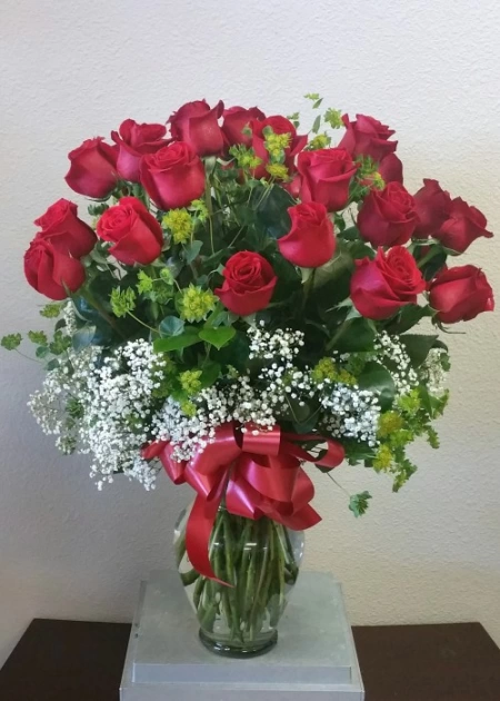24 Rosas Rosas en Jarrón de vidrio